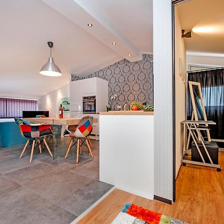 Lakovich Sea View Apartments โรวีน ภายนอก รูปภาพ