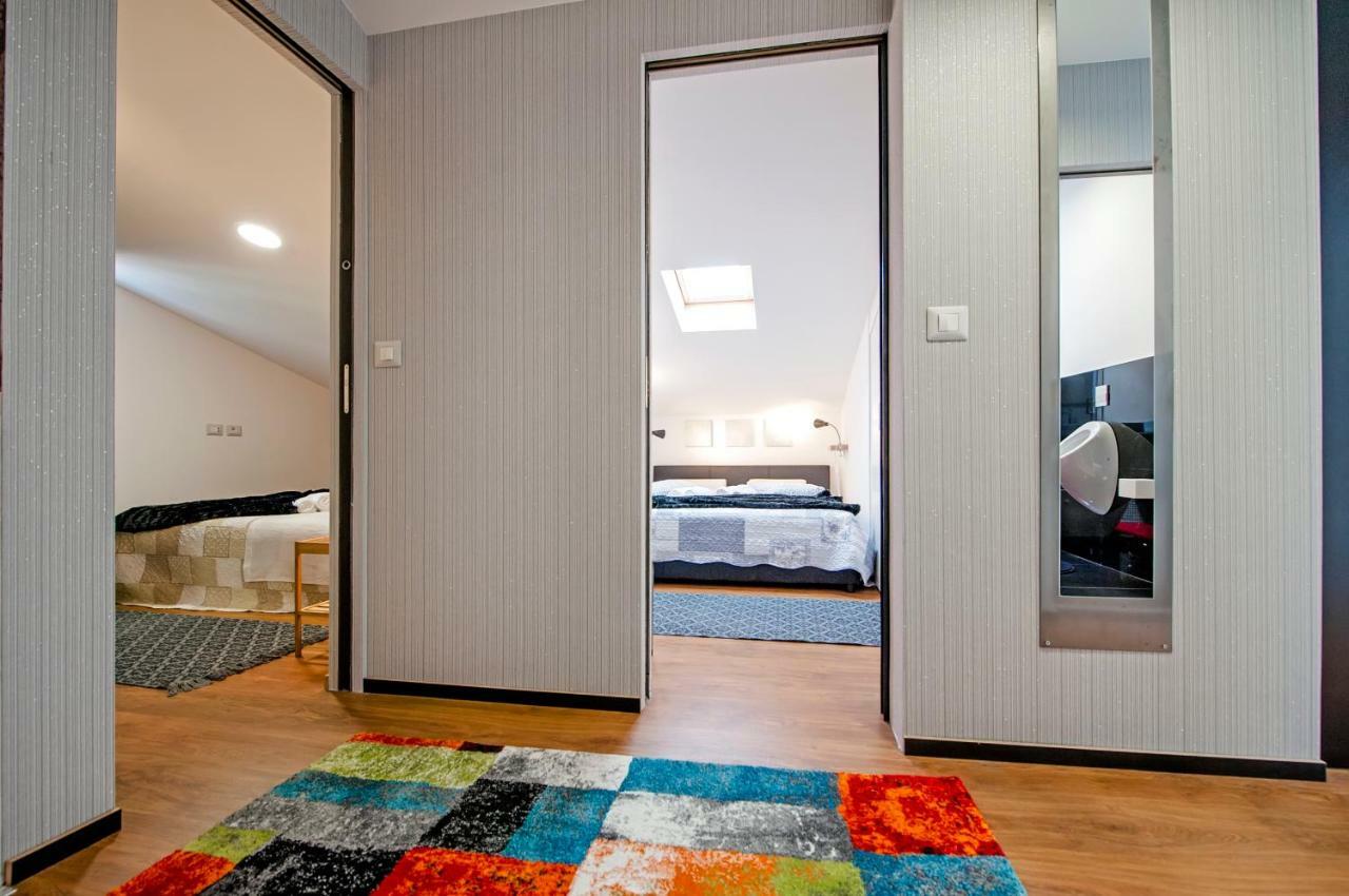 Lakovich Sea View Apartments โรวีน ภายนอก รูปภาพ