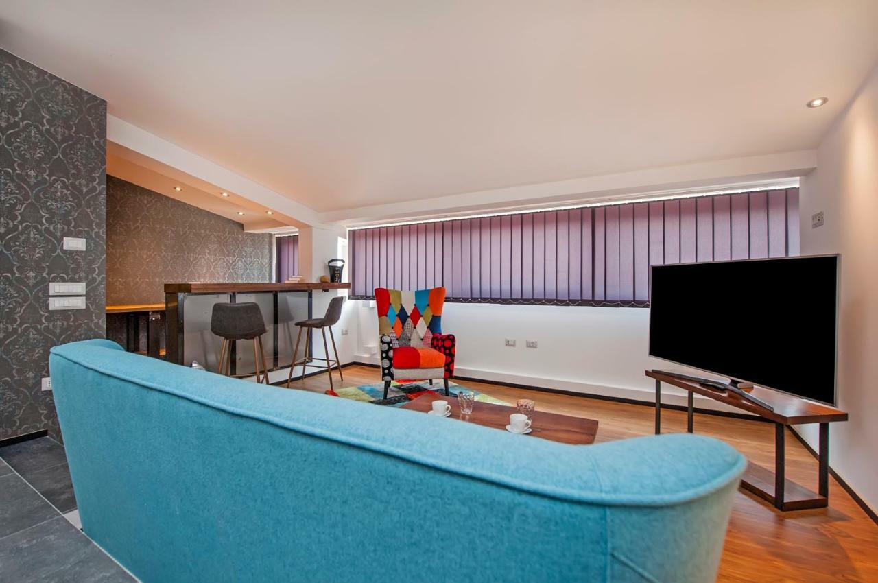Lakovich Sea View Apartments โรวีน ภายนอก รูปภาพ