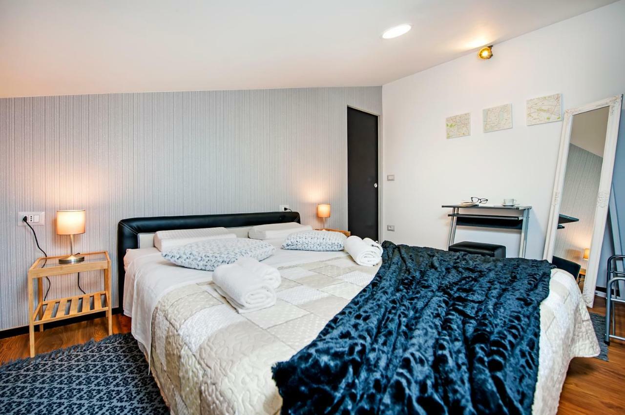 Lakovich Sea View Apartments โรวีน ภายนอก รูปภาพ