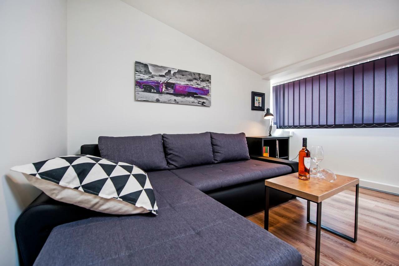 Lakovich Sea View Apartments โรวีน ภายนอก รูปภาพ