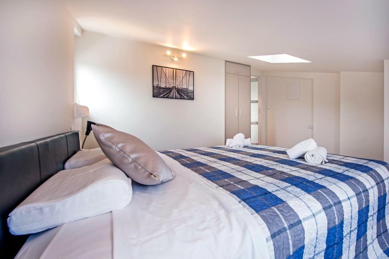 Lakovich Sea View Apartments โรวีน ภายนอก รูปภาพ